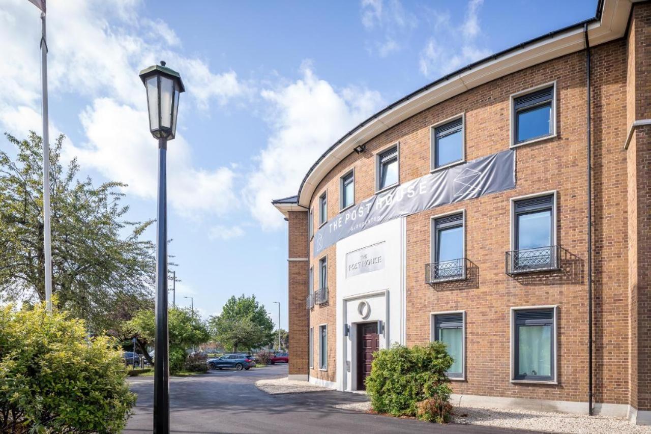 The Post House One By Fortuna Property Gloucester Exteriér fotografie